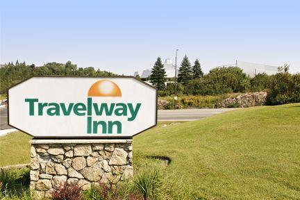 Travelway Motel 3*