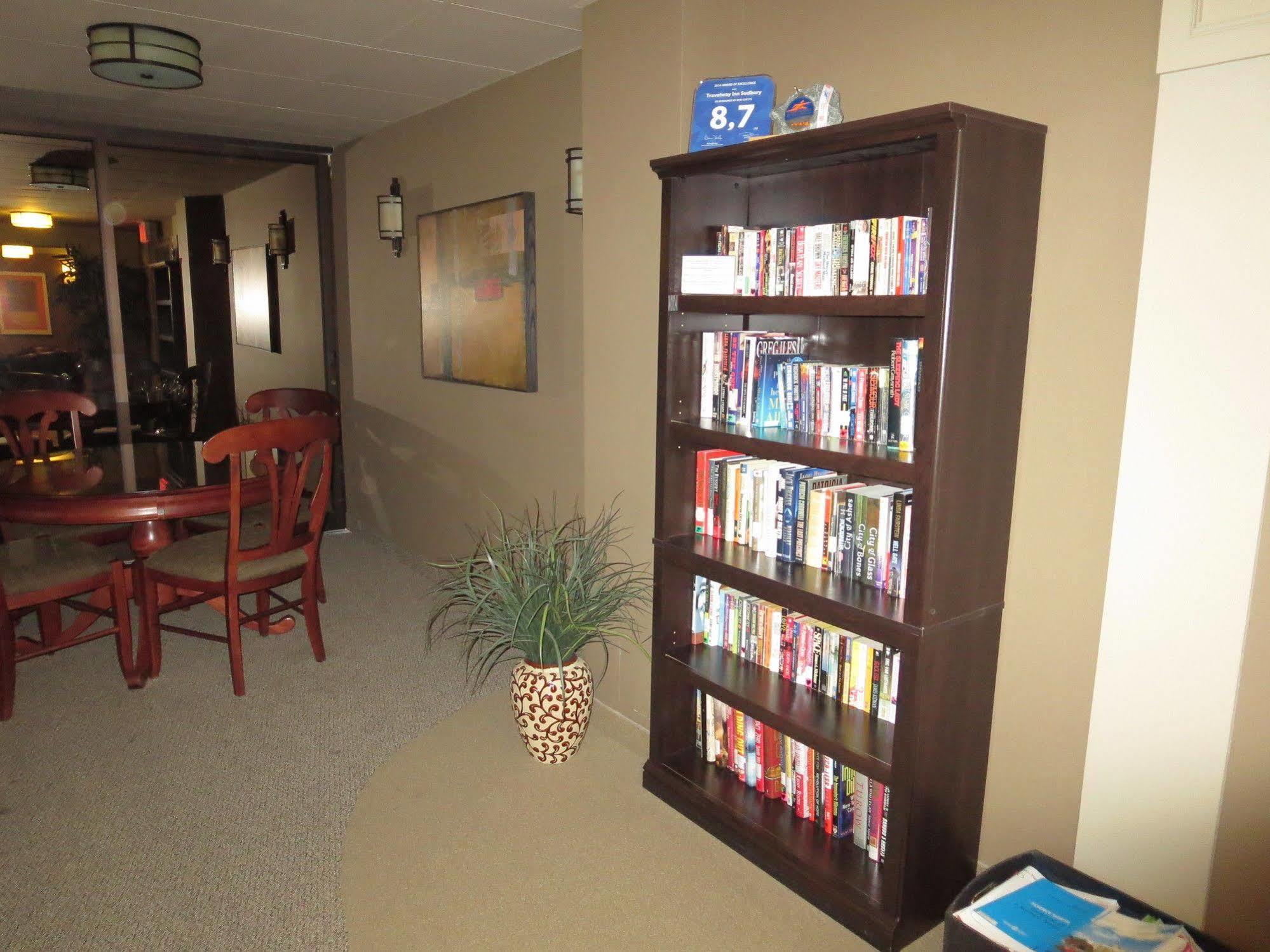 Travelway Motel